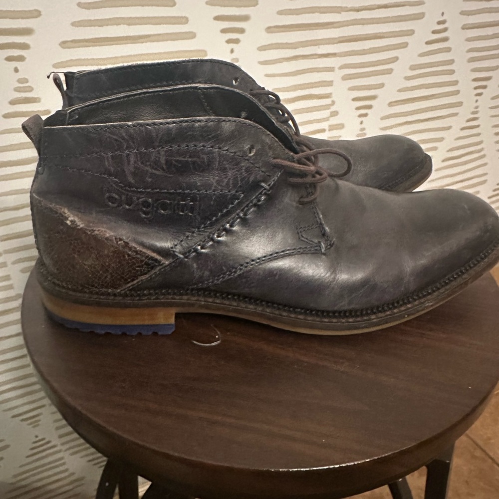 Bugatti Men's Dark Brown Chukka Boots